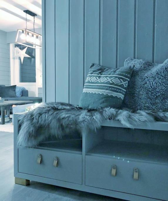 Fjellstova Storehorn Apartments Ulsak Bagian luar foto